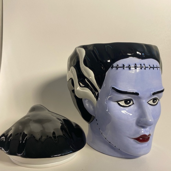 Bride of Frankenstein cookie jar - Picture 3 of 5
